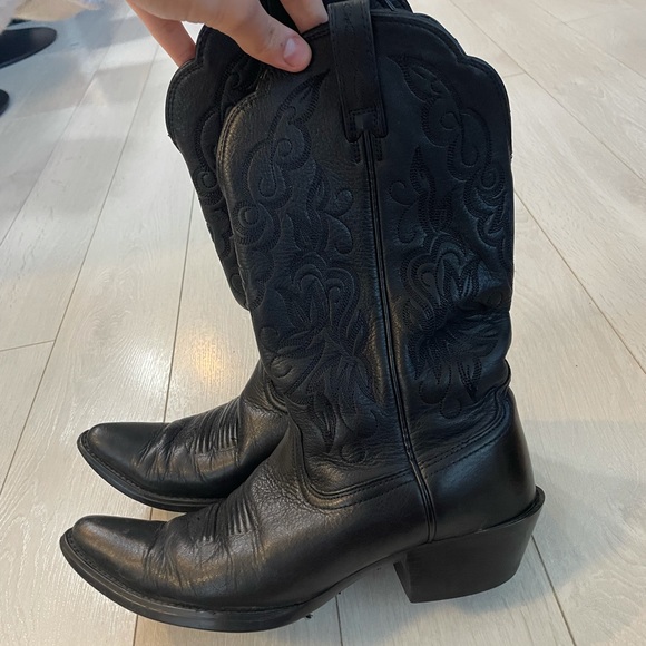 COPY - Trendy Black Cowboy Boots! - Picture 2 of 4